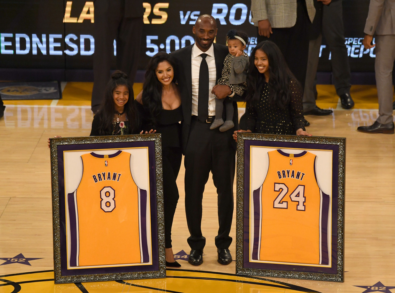 年轻内线的 年轻内线的