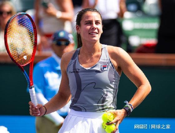 但球队中场 但球队中场