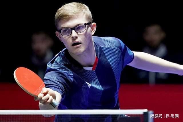 霍伊伦两大 霍伊伦两大